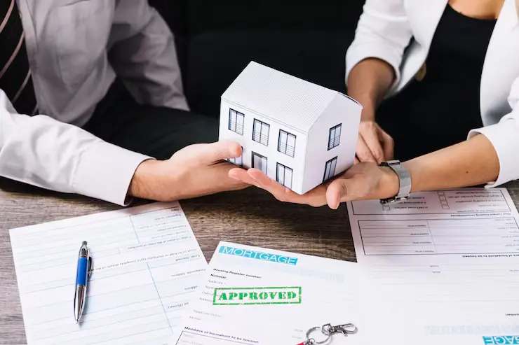 Mortgages for Locum & Agency Doctors – Flexible Lending for Sessional & Non-Permanent Medical Professionals